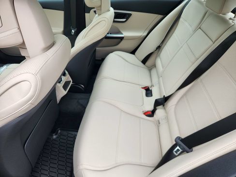 New 2026 Mercedes-Benz C 300 4MATIC Sedan image 10