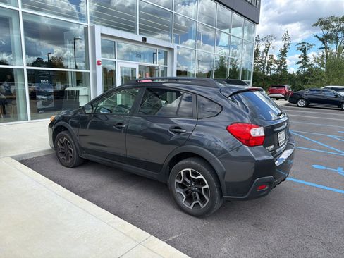 Used 2016 Subaru Crosstrek 2.0i AWD/4WD image 6