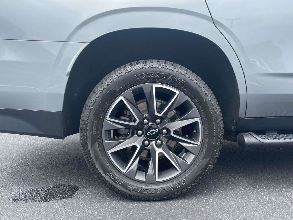 Used 2023 Chevrolet Tahoe Z71 AWD/4WD image 8