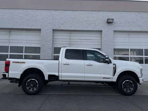 Used 2024 Ford F350 Platinum w/ Tremor Off-Road Package image 1