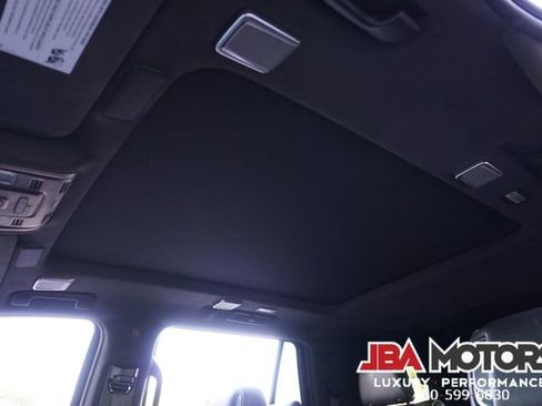 Used 2021 Cadillac Escalade Sport Platinum w/ LPO, ONYX Package image 22