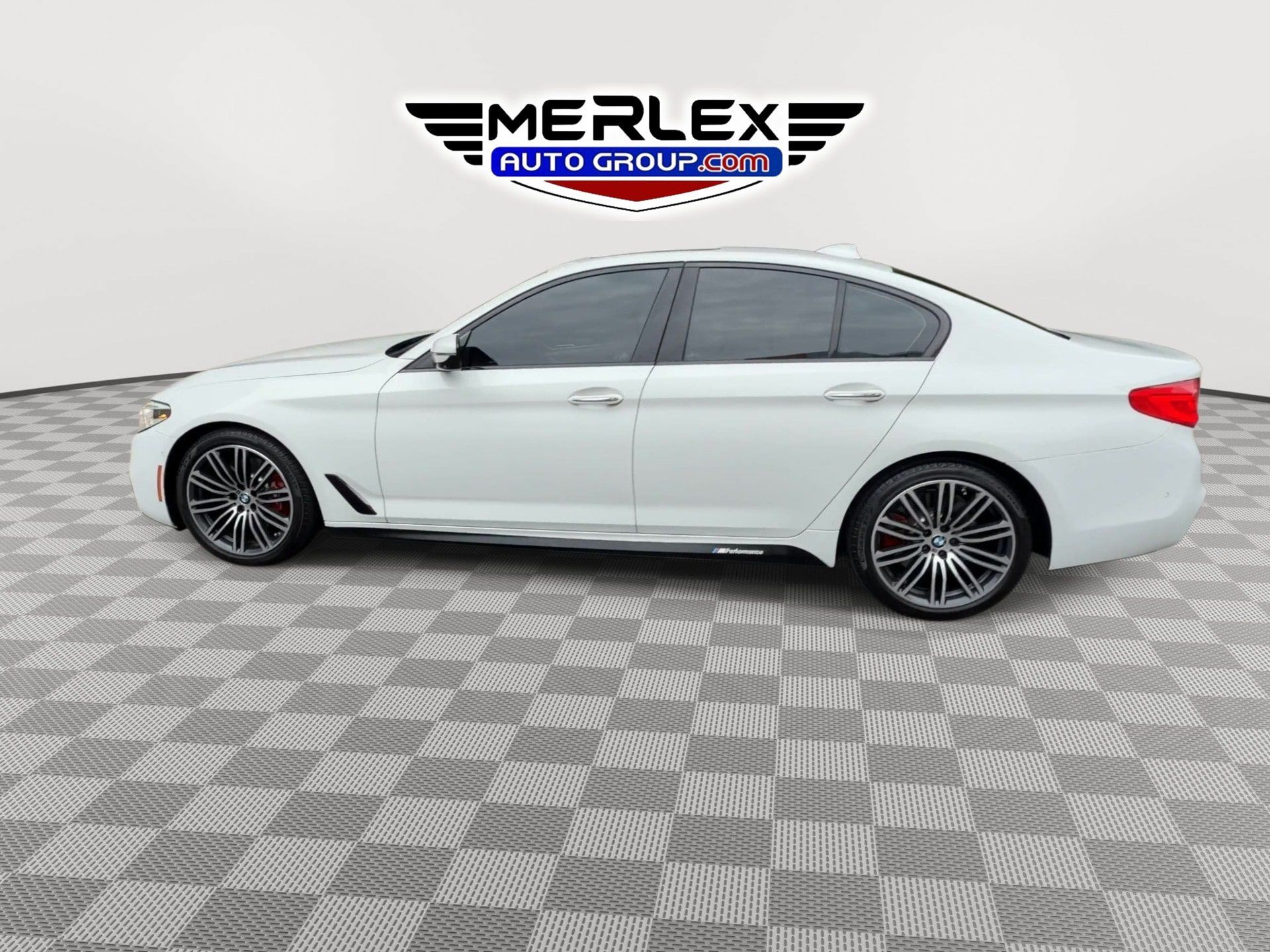 Used 2017 BMW 540i RWD image 5