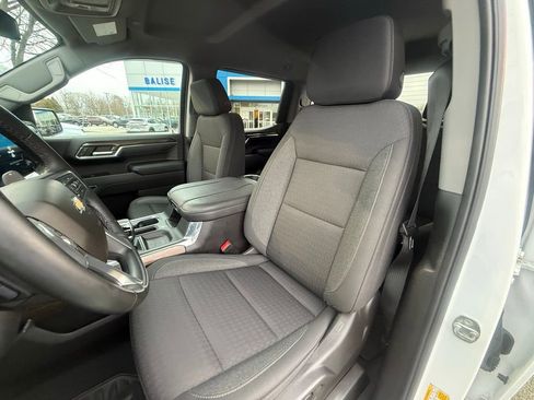 Used 2023 Chevrolet Silverado 1500 LT w/ Z71 Off-Road Package image 22