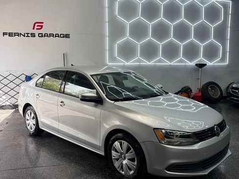 Used 2014 Volkswagen Jetta SE FWD image 8