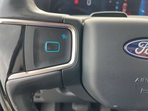 Used 2025 Ford Expedition Platinum AWD/4WD image 21