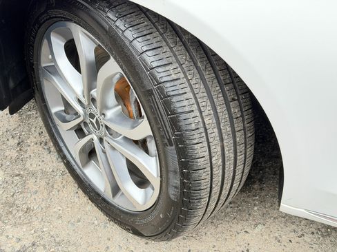 Used 2017 Mercedes-Benz C 300 C 300 4MATIC Sedan image 82