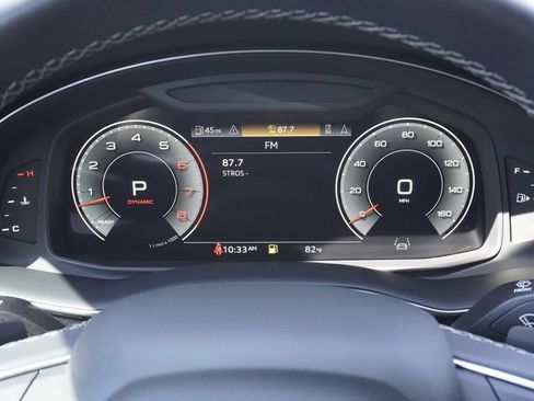Used 2023 Audi Q8 Premium Plus w/ Premium Plus Package AWD/4WD image 11