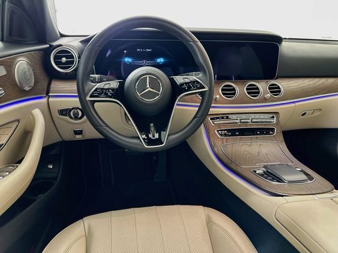 Used 2022 Mercedes-Benz E 350 Sedan image 25
