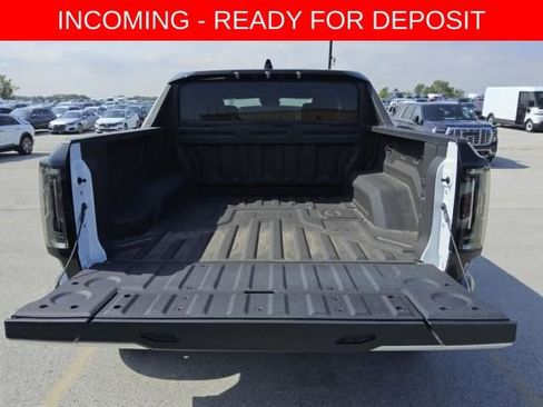Used 2025 GMC Hummer EV 3X AWD/4WD image 2