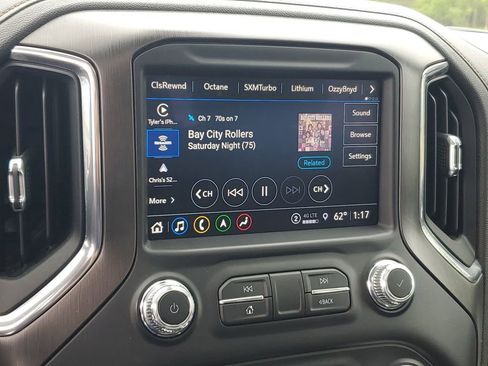 Used 2021 GMC Sierra 1500 AT4 w/ AT4 Premium Package AWD/4WD image 24
