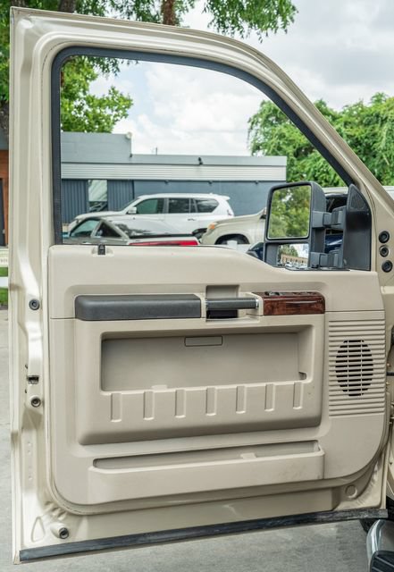 Used 2008 Ford F250 Lariat RWD image 17