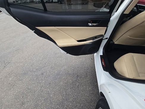 Used 2014 Lexus IS 250 AWD w/ Premium Package image 25