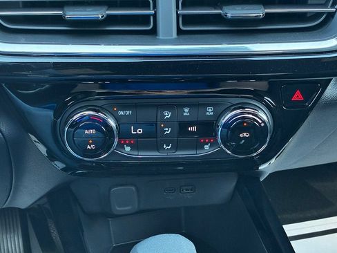 New 2026 Chevrolet Trax RS w/ Driver Confidence Package FWD image 19