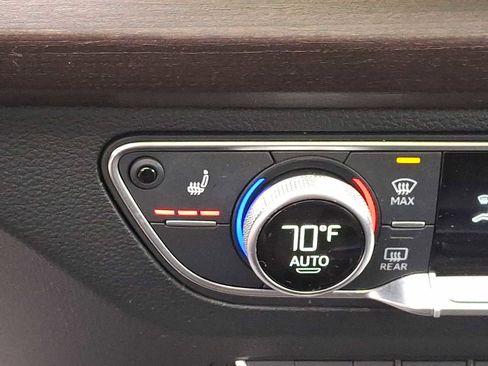 Certified 2023 Audi Q5 2.0T Premium w/ Convenience Package image 19