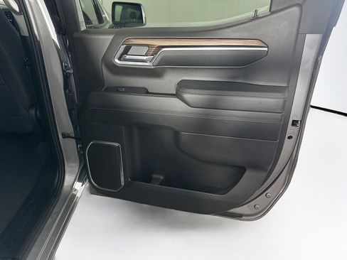 Used 2024 Chevrolet Silverado 1500 LT AWD/4WD image 28