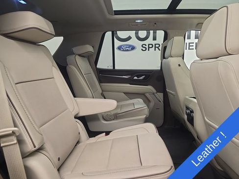 Used 2021 GMC Yukon Denali w/ LPO, Illumination Package AWD/4WD image 4