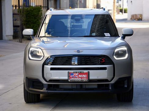 Certified 2025 MINI Cooper Countryman S image 2