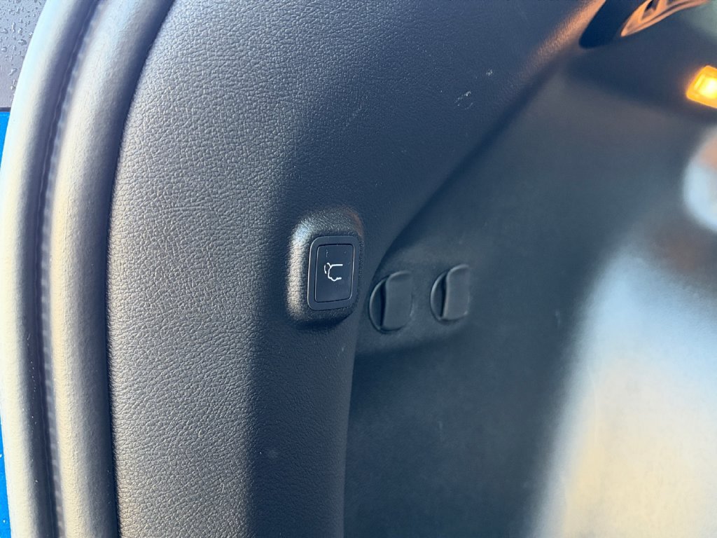 Certified 2023 Jeep Cherokee Altitude Lux AWD/4WD image 29