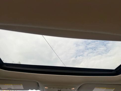 Used 2017 Nissan Maxima Platinum w/ Medallion Package image 17