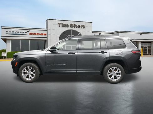 Used 2021 Jeep Grand Cherokee L Limited AWD/4WD image 2