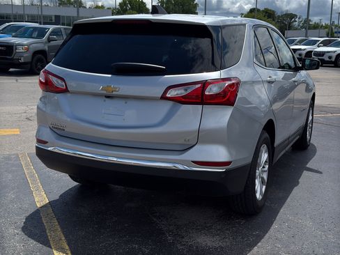 Used 2018 Chevrolet Equinox LT FWD image 5