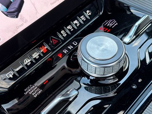 Used 2024 Jeep Grand Wagoneer L Series II w/ Quick Order Packagew 28T AWD/4WD image 23