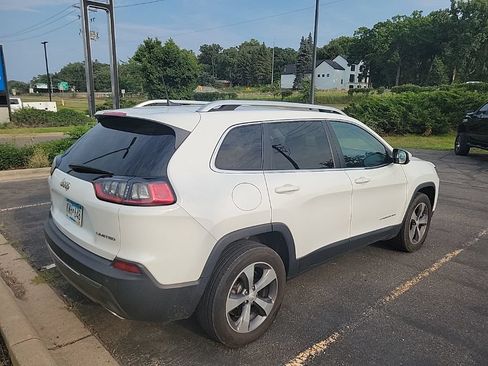 Used 2019 Jeep Cherokee Limited AWD/4WD image 9