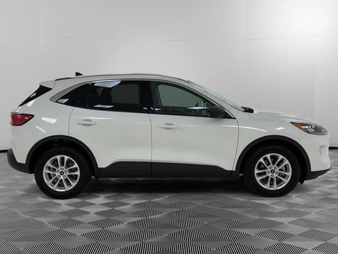 Used 2022 Ford Escape SE w/ Convenience Package FWD image 6
