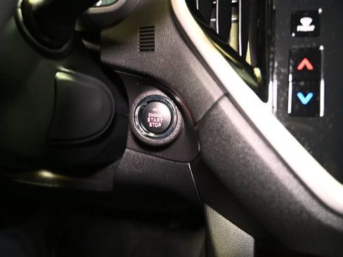 Used 2024 Subaru Ascent Premium w/ Convenience Package image 33