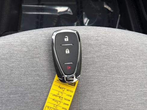 Used 2023 Chevrolet Equinox LT w/ LPO, Floor Liner Package image 24