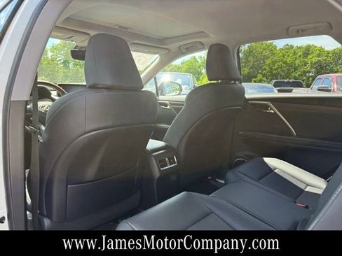 Used 2022 Lexus RX 350L Premium w/ Premium Package AWD/4WD image 16