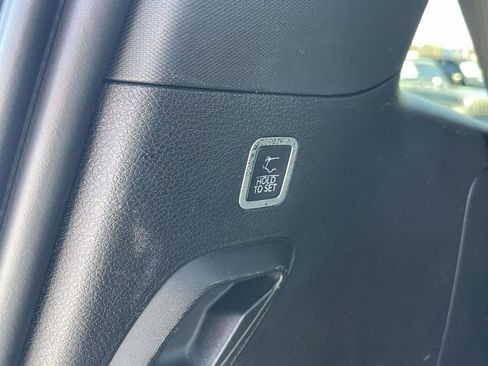 Used 2022 Jeep Wagoneer Series III image 38