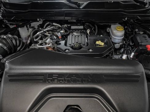 Used 2025 RAM 2500 Laramie AWD/4WD image 48