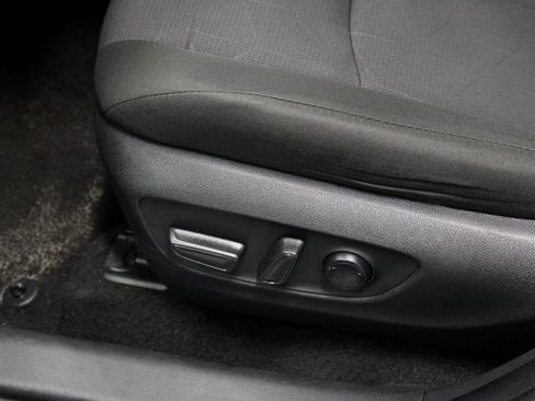 Used 2024 Toyota RAV4 XLE AWD/4WD image 24