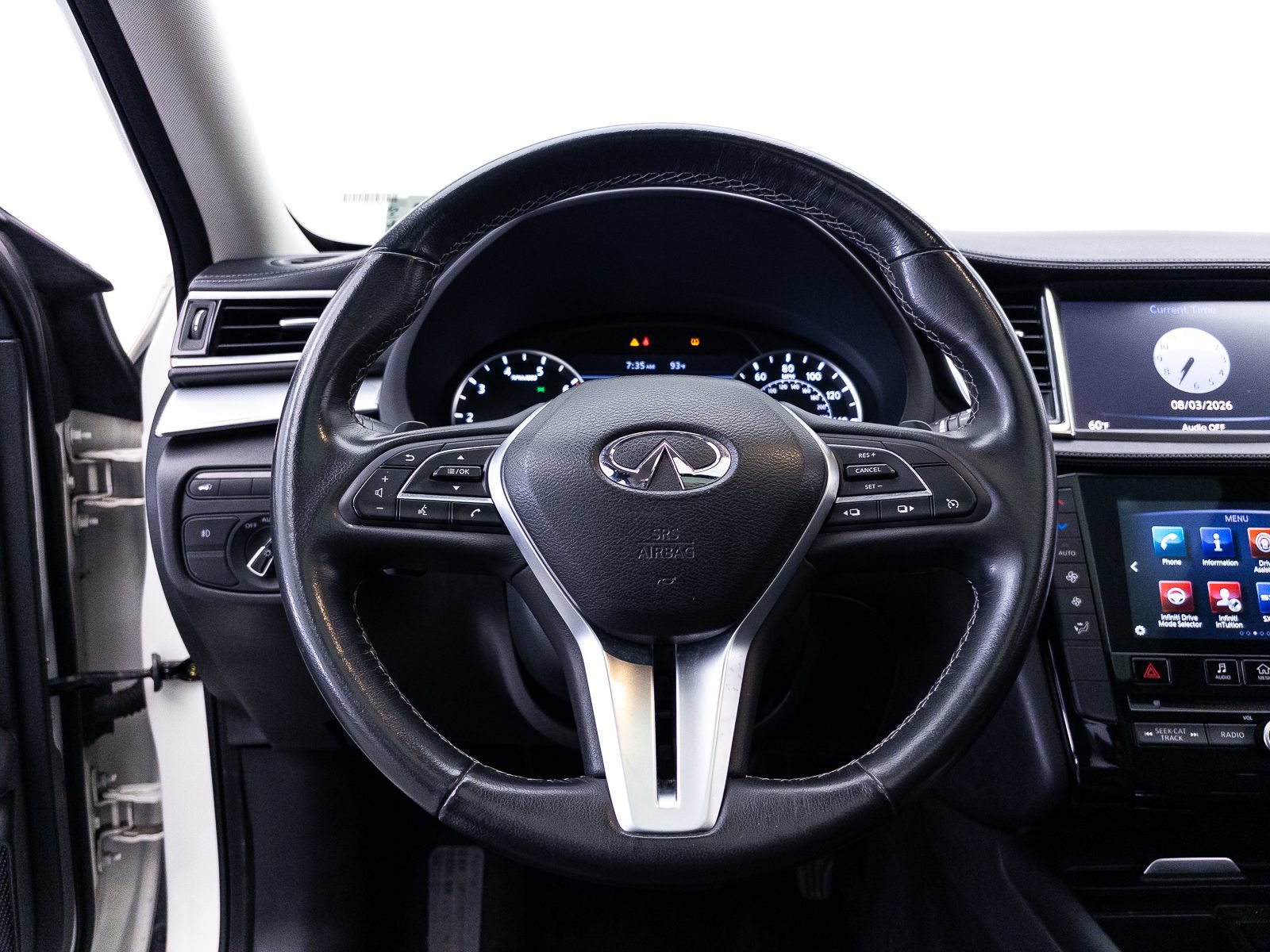 Used 2019 INFINITI QX50 Luxe w/ Cargo Package FWD image 29