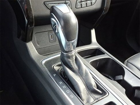 Used 2019 Ford Escape Titanium w/ U9j03 - Titanium Tow Package image 16