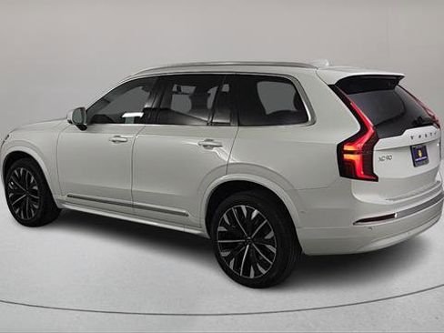 Used 2025 Volvo XC90 B6 Plus w/ Protection Package Premier AWD/4WD image 6