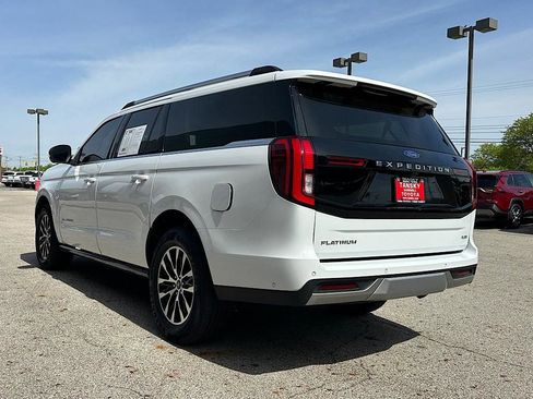 Used 2025 Ford Expedition Max Platinum AWD/4WD image 3