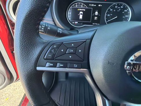 Used 2019 Nissan Kicks SR w/ SR Premium Package image 22