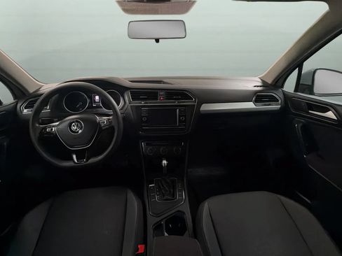Used 2018 Volkswagen Tiguan S FWD image 9