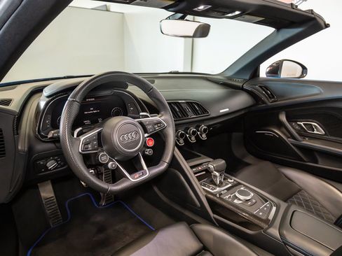 Used 2018 Audi R8 V10 plus AWD/4WD image 33