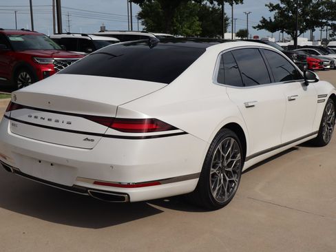 Used 2023 Genesis G90 3.5T AWD/4WD image 3
