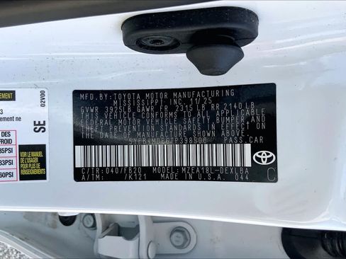 Used 2026 Toyota Corolla LE FWD image 36
