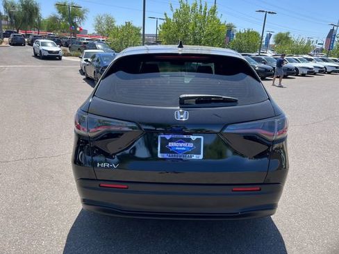 Certified 2025 Honda HR-V LX image 10