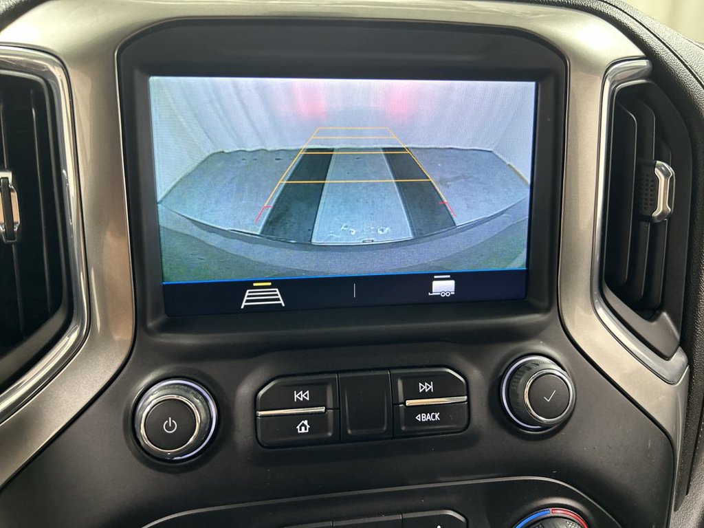 Used 2021 Chevrolet Silverado 1500 RST AWD/4WD image 15