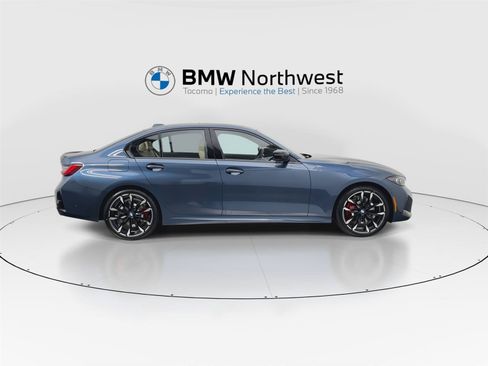 New 2026 BMW 330i xDrive Sedan w/ M Sport Package AWD/4WD image 4