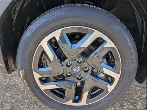 Used 2025 Subaru Forester Limited image 20