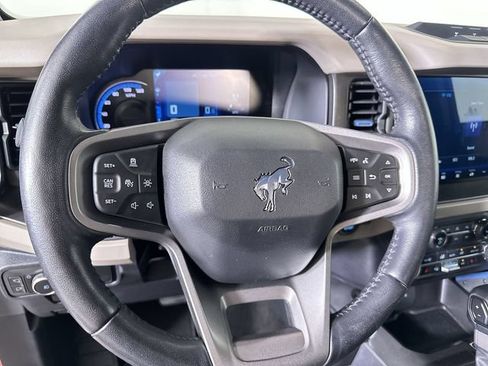 Used 2022 Ford Bronco Wildtrak AWD/4WD image 11