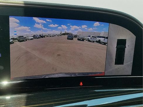 Used 2023 Cadillac Escalade Premium Luxury AWD/4WD image 18