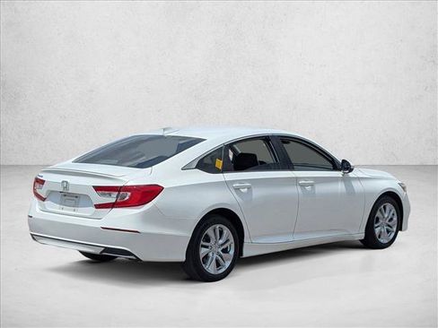 Used 2019 Honda Accord LX image 5